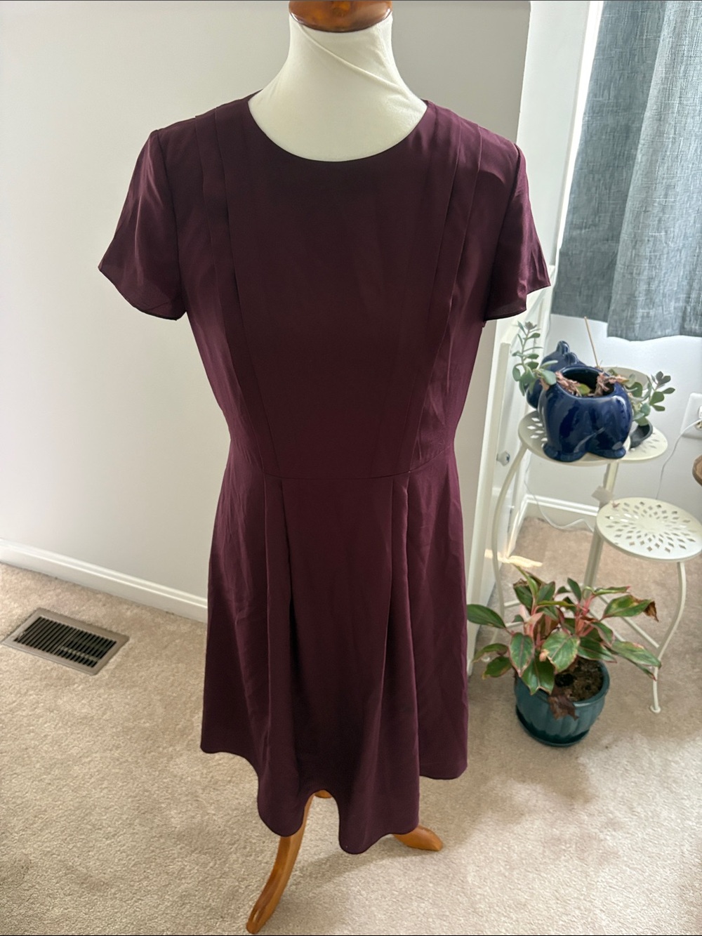Brooks Brothers Short-Sleeve A-Line Midi Dress in Plum